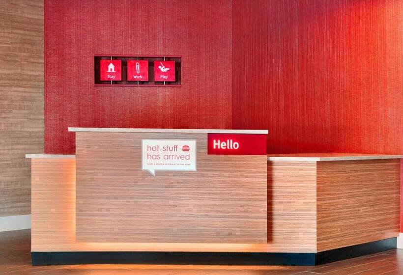 Отель Towneplace Suites By Marriott Pittsburgh Airport/robinson Township