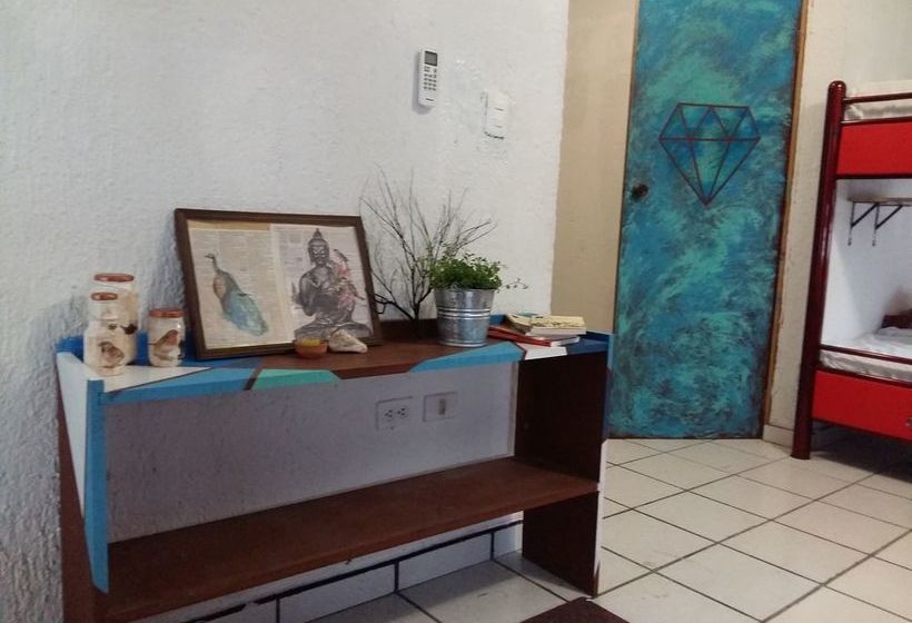 Kukulcan Hostel & Friends