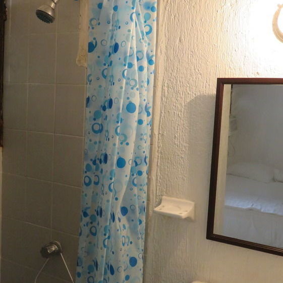 Kukulcan Hostel & Friends