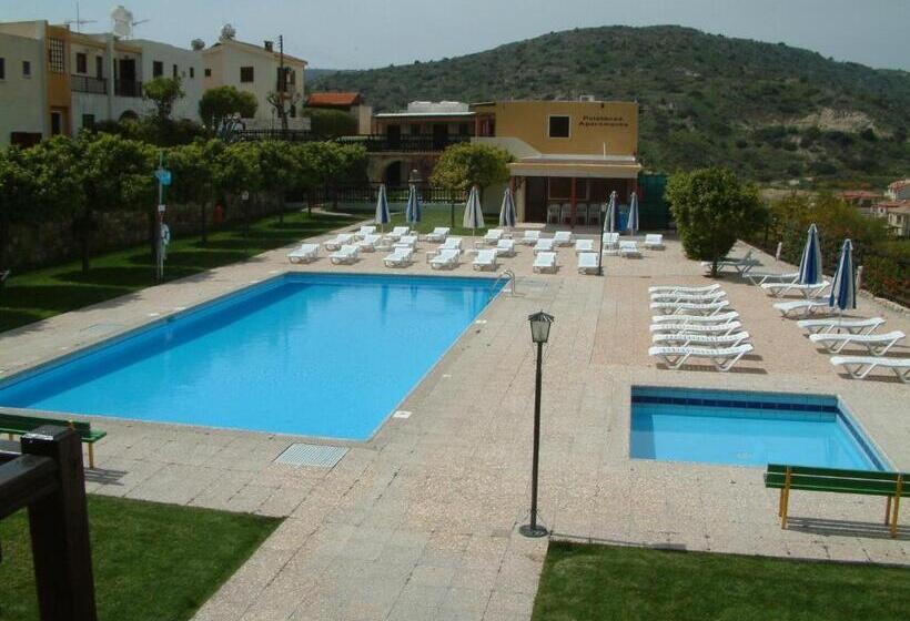 Pelekanos Apartments