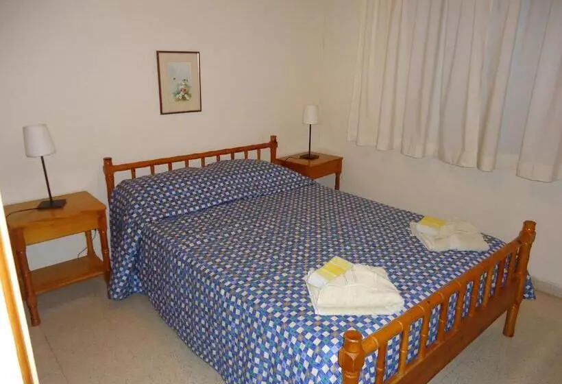 Pelekanos Apartments