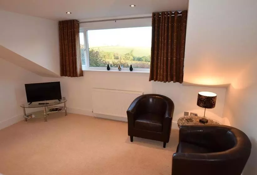 Southfields B&b