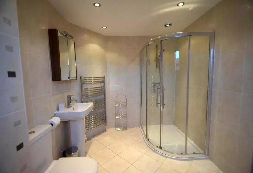 Southfields B&b