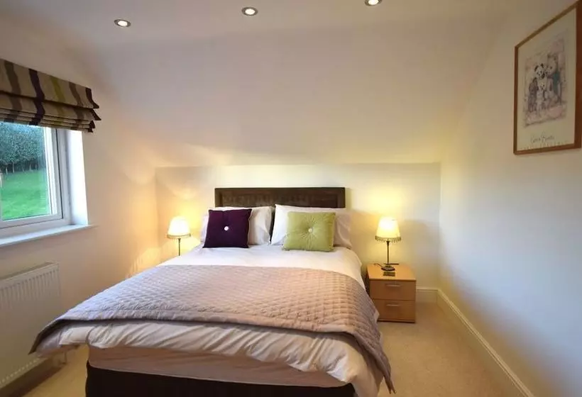 Southfields B&b