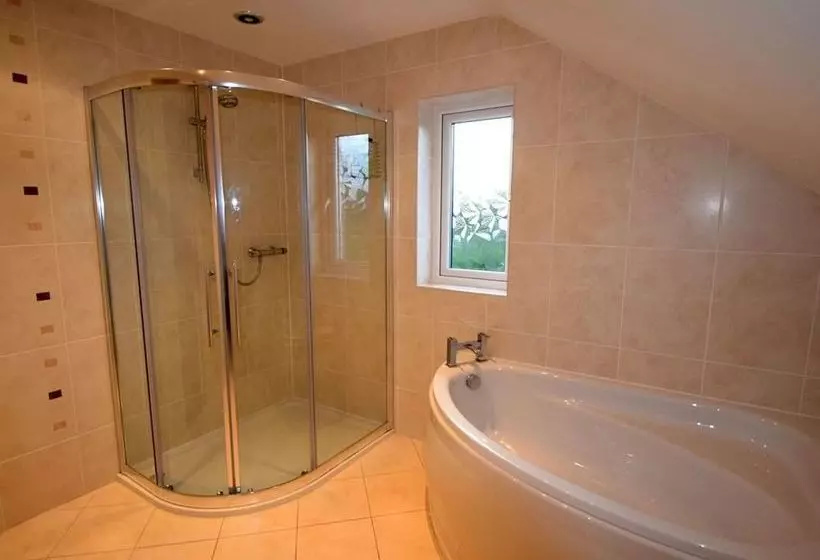 Southfields B&b