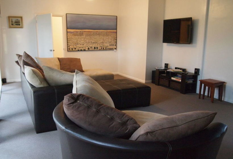 Warrnambool Cbd Townhouses