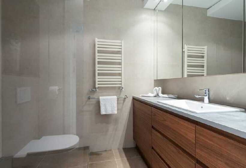 Apartinfo Island Apartments