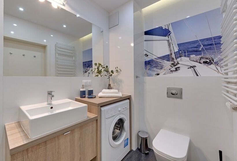 Apartinfo Island Apartments