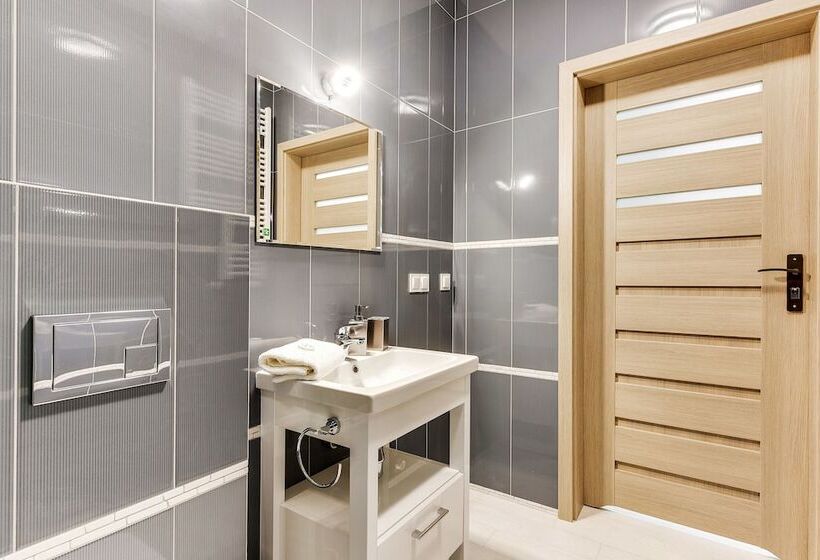 Apartinfo Island Apartments