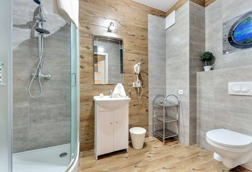 Apartinfo Island Apartments