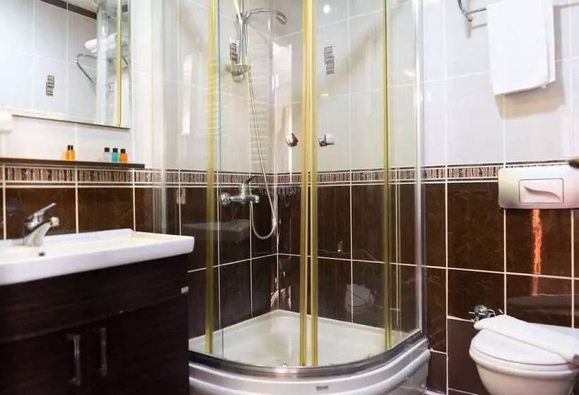 Atam Suites & Apart