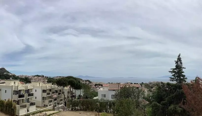 Babylon Gardens Apart