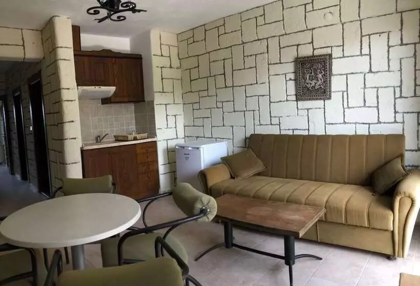 Babylon Gardens Apart