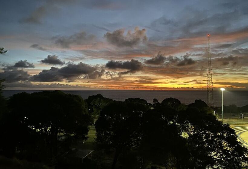 Barbados Chi Guest House