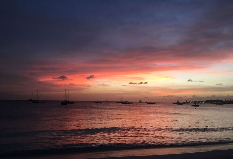 Barbados Chi Guest House