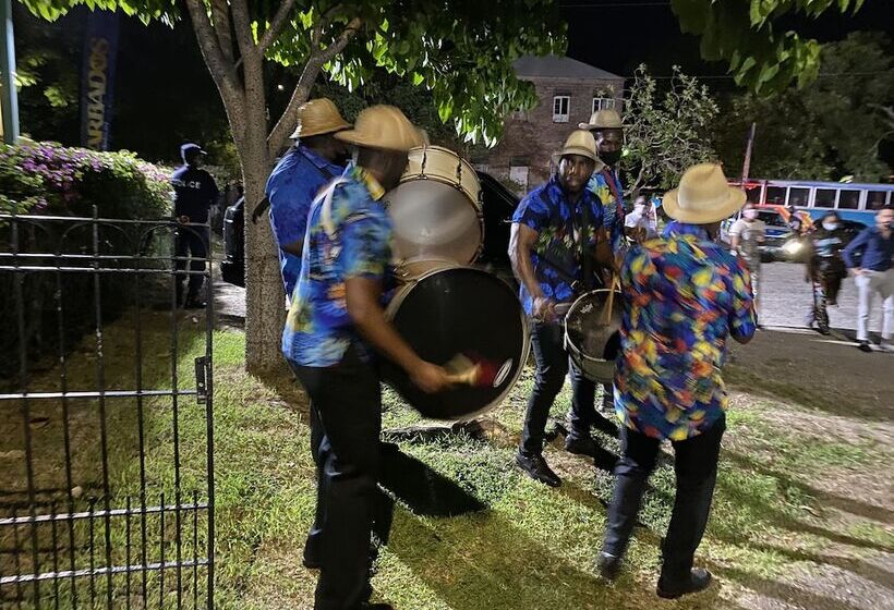 Barbados Chi Guest House