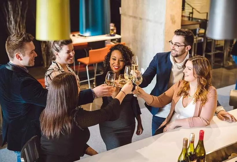Alt Hotel Ottawa