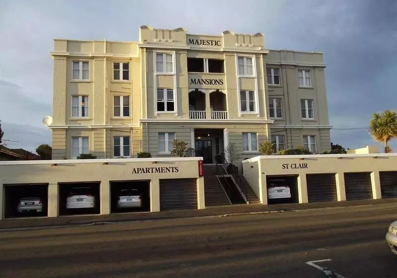Hotelli Majestic Mansions Apartments At St Clair
