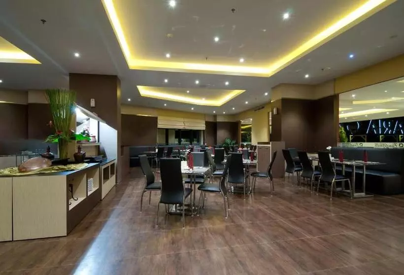 Hotel Aria Gajayana