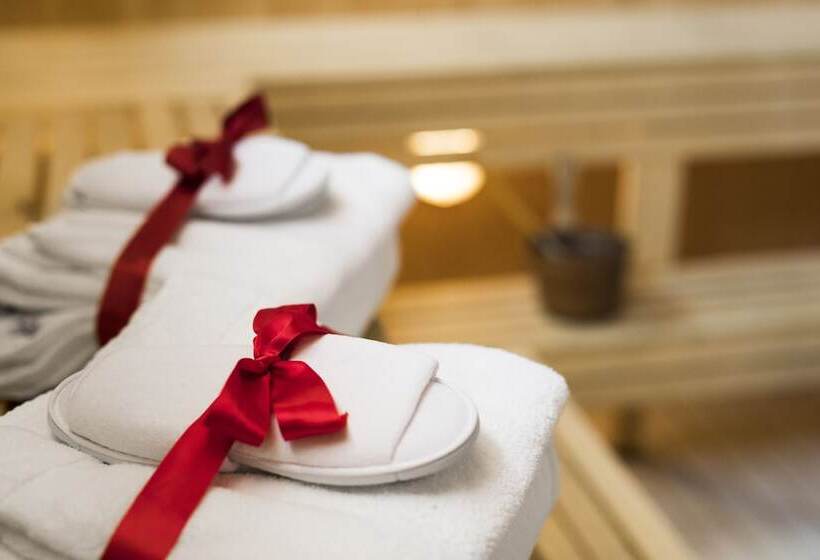 Medlefors Hotell & Konferens