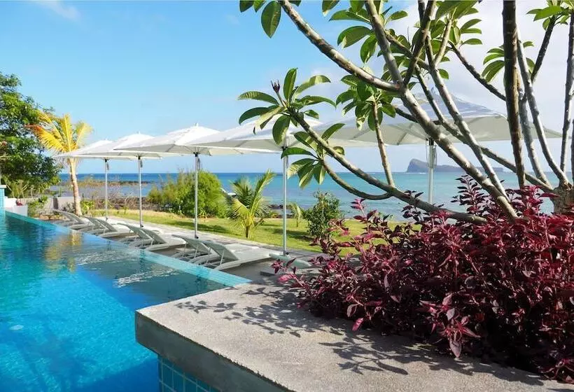 Myra Seafront Suites And Penthouses By Lov
