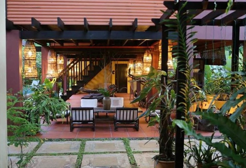 بنسيون The Village House