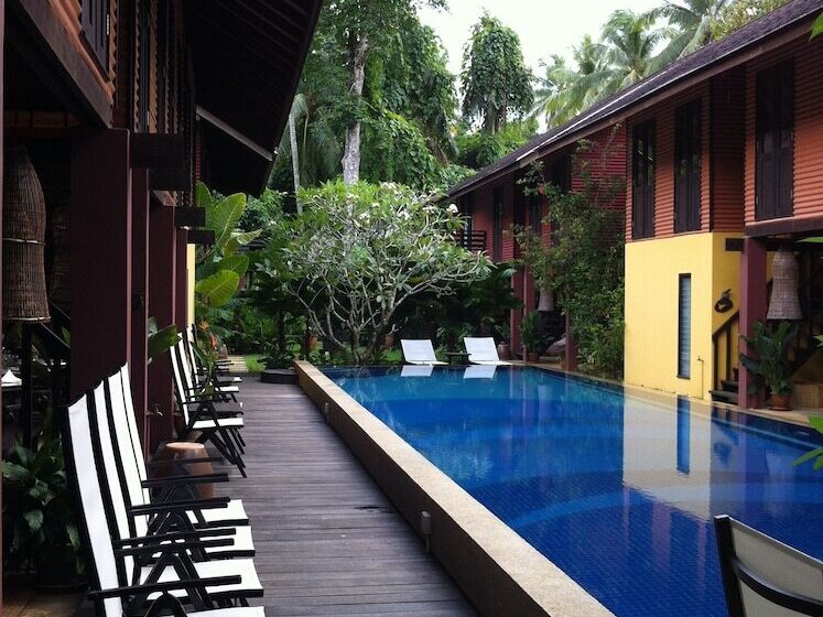 بنسيون The Village House