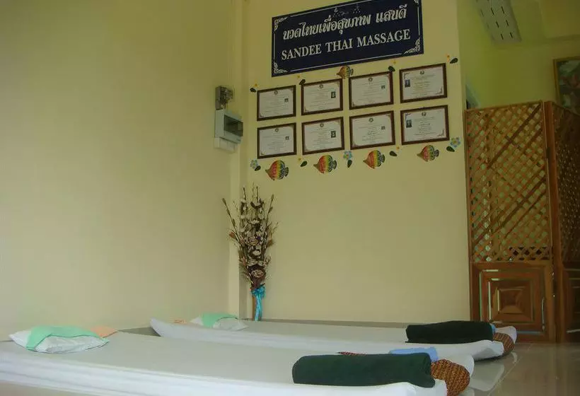 استراحتگاه Sandee Bungalow