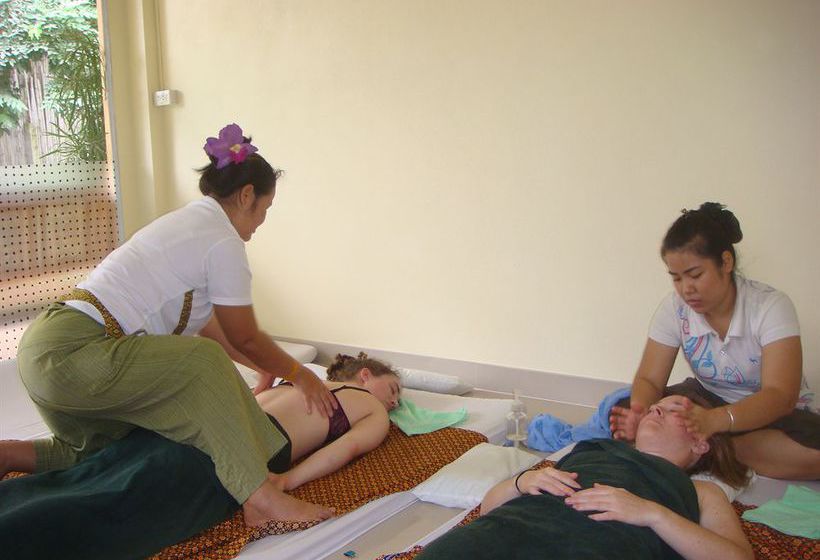 Lomakeskus Sandee Bungalow