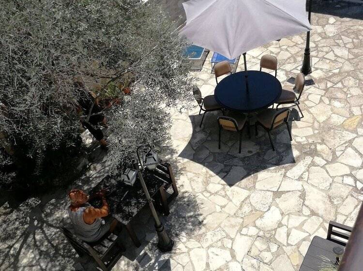 Romios Holiday Apartments