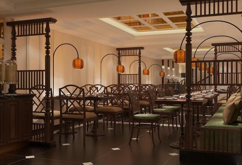 Victor Metropolis Hotel & Rooftop Bar