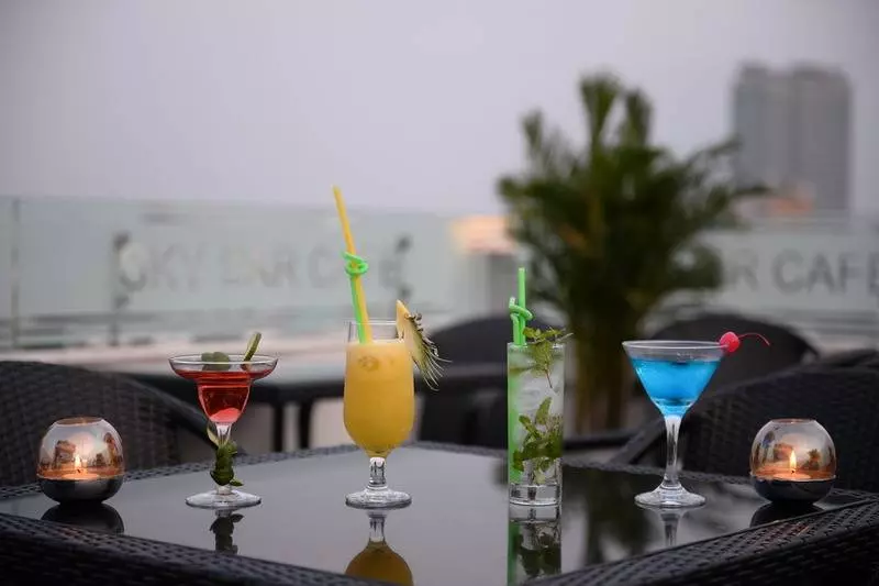 Victor Metropolis Hotel & Rooftop Bar