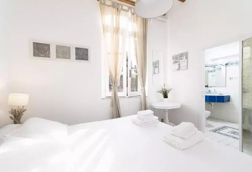 White Terrace Apartment Navona