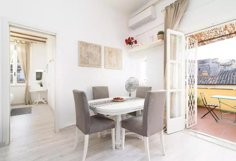 White Terrace Apartment Navona