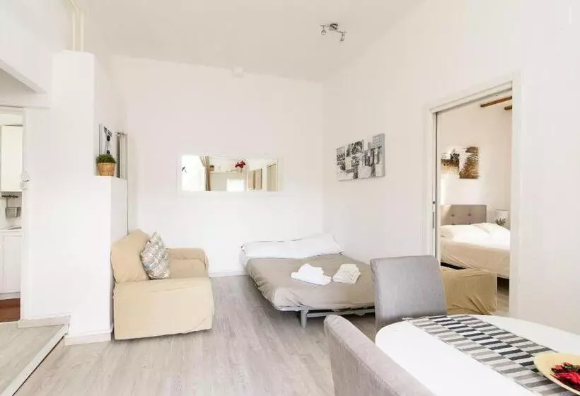 White Terrace Apartment Navona