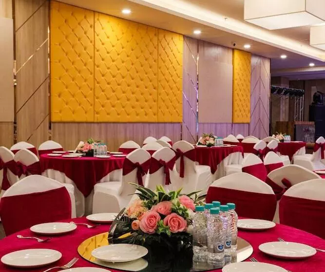 Bloom Hotel   Jalandhar