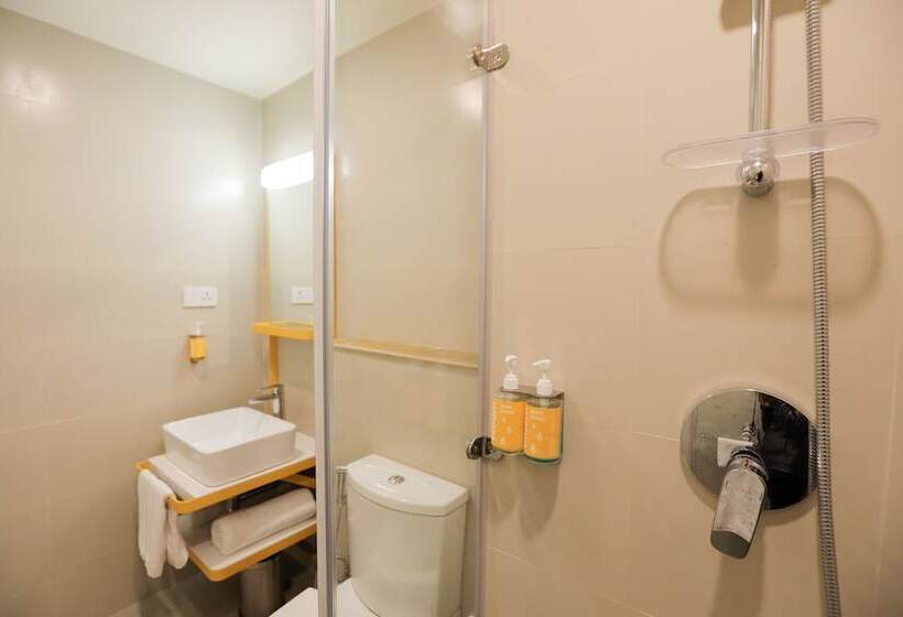 Bloom Hotel   Jalandhar