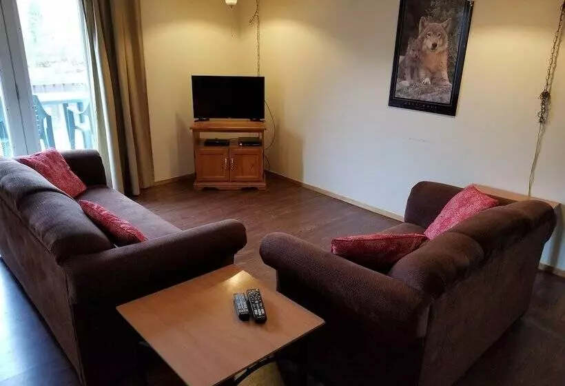 Hotelli All Star Resort