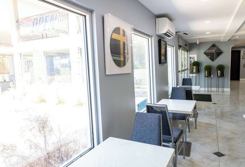 فندق Days Inn By Wyndham College Park Atlanta Airport South