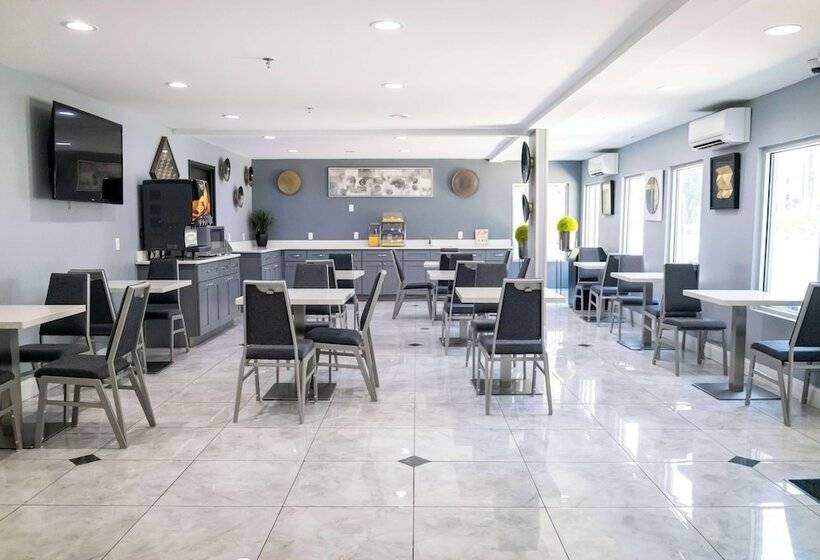 فندق Days Inn By Wyndham College Park Atlanta Airport South