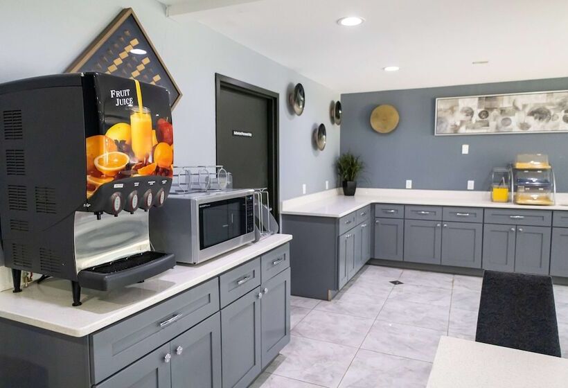 فندق Days Inn By Wyndham College Park Atlanta Airport South