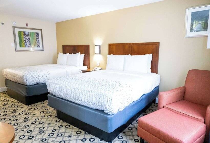 فندق Days Inn By Wyndham College Park Atlanta Airport South