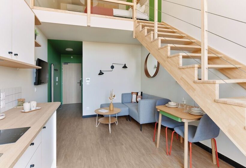 هتل Hife Toulouse Labège