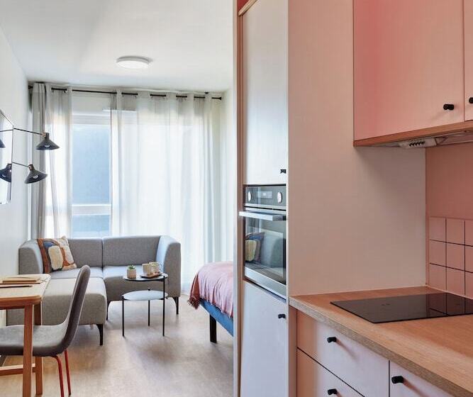 هتل Hife Toulouse Labège