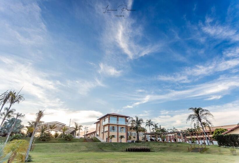 酒店 Imperium Village