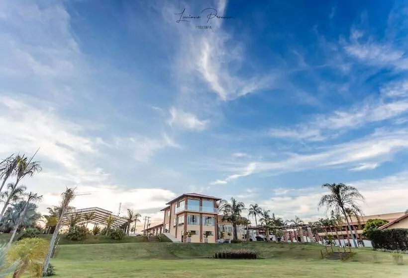 Hotelli Imperium Village