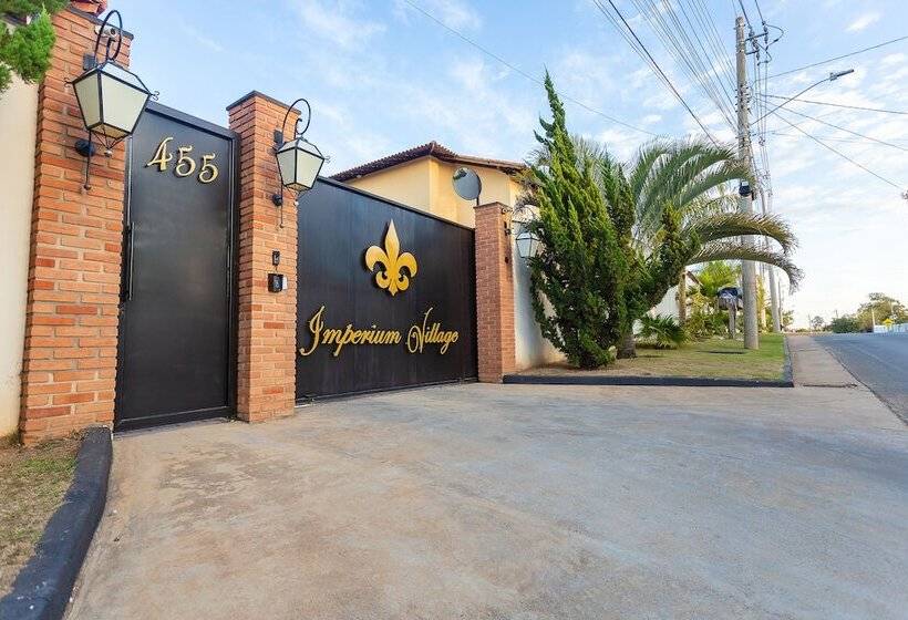 酒店 Imperium Village