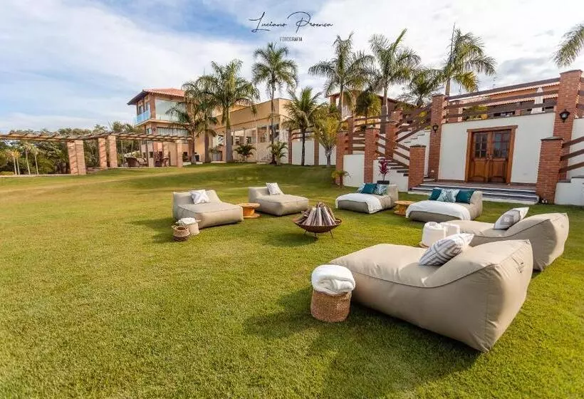 Hotelli Imperium Village