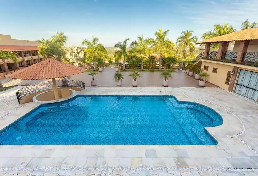 Hotelli Imperium Village