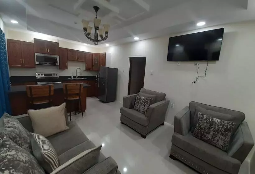 هتل Pesheres Inn & Spa